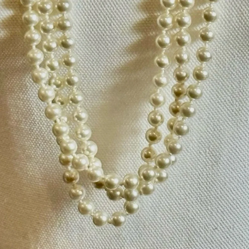 Vintage Extra Long Faux Pearl Necklace 105 Inch Multi-Wrap Statement Strand